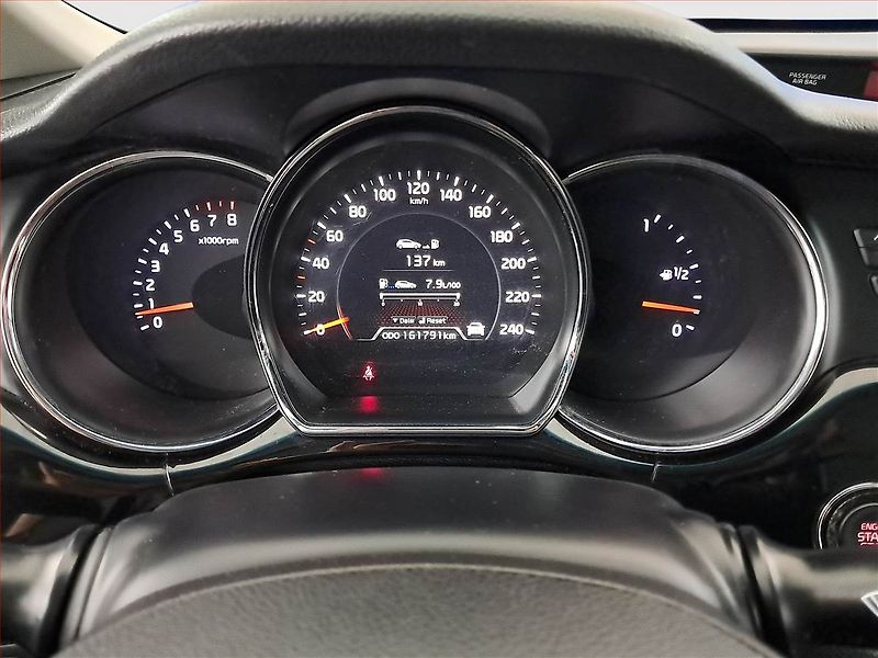 Kia Ceed (2013) 1.6 GDI, Serv.kniha, Navi - fotka 11 z 18