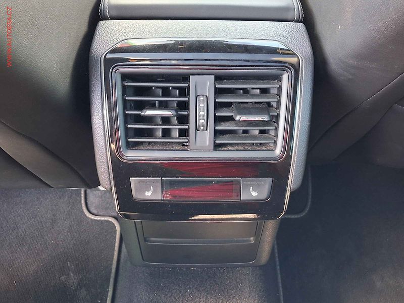 Škoda Superb (2021) 1.5 TSi, SportLine, DSG - fotka 24 z 29