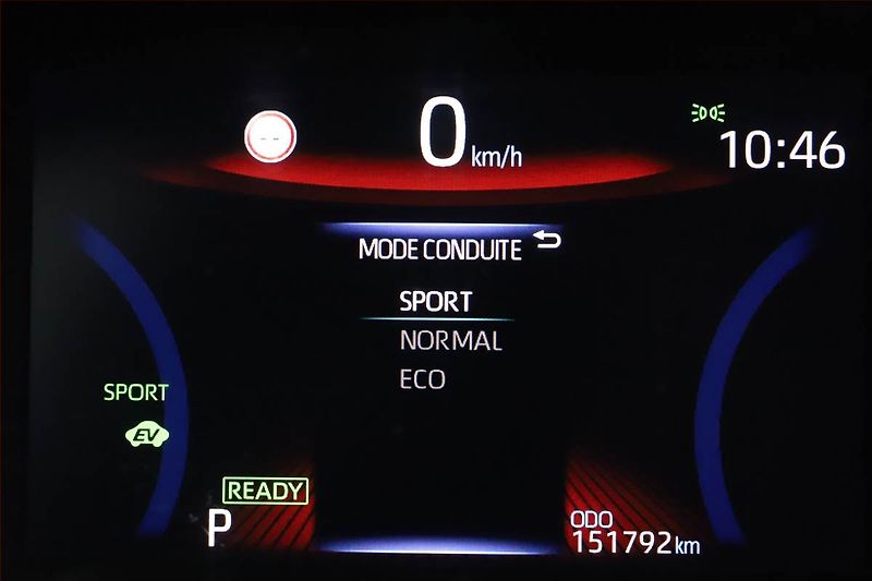 Toyota Corolla (2022) 2.0 Hybrid - fotka 11 z 18