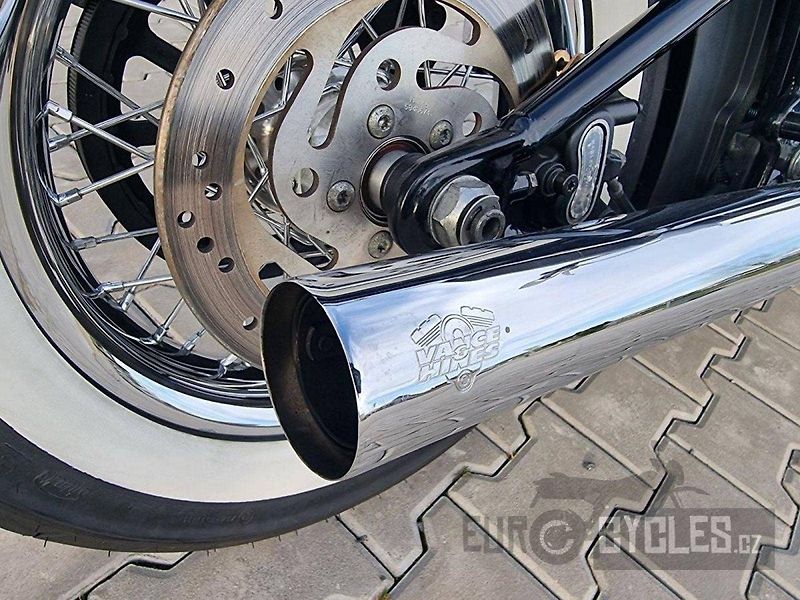 Harley-Davidson FLSTC Heritage Softail Classic (2010) - fotka 6 z 18