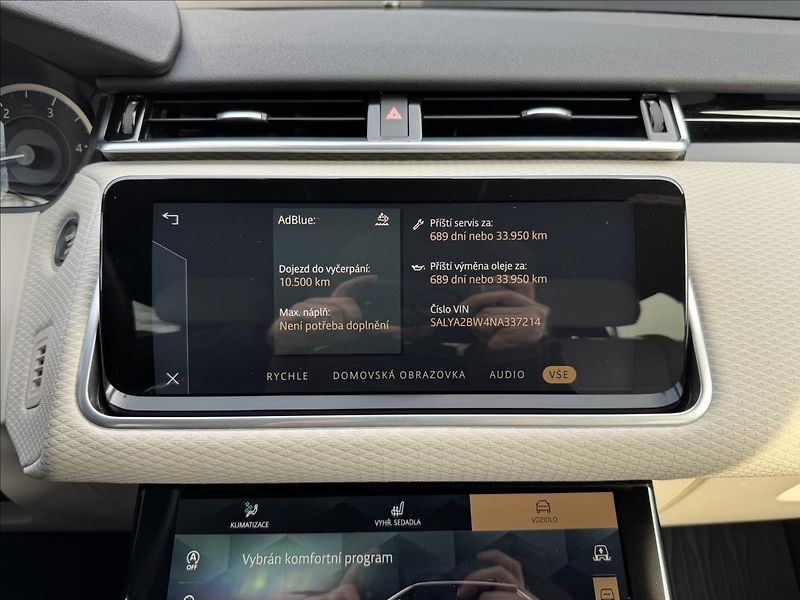 Land Rover Range Rover Velar 3,0 D300 R-DYNAMIC SE AWD DPH - fotka 26 z 36
