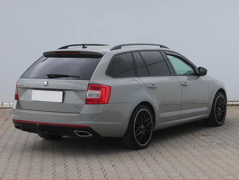 Škoda Octavia (2015) RS 2.0 TDI, Navi, Xenony - fotka 5 z 15