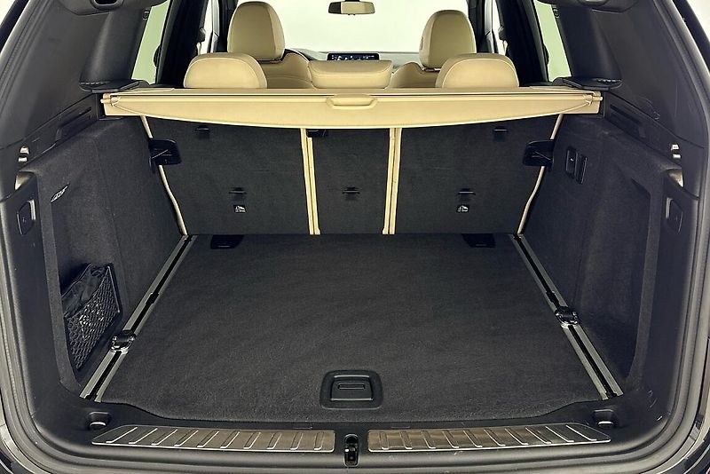 BMW X3 xDrive30d - fotka 9 z 24