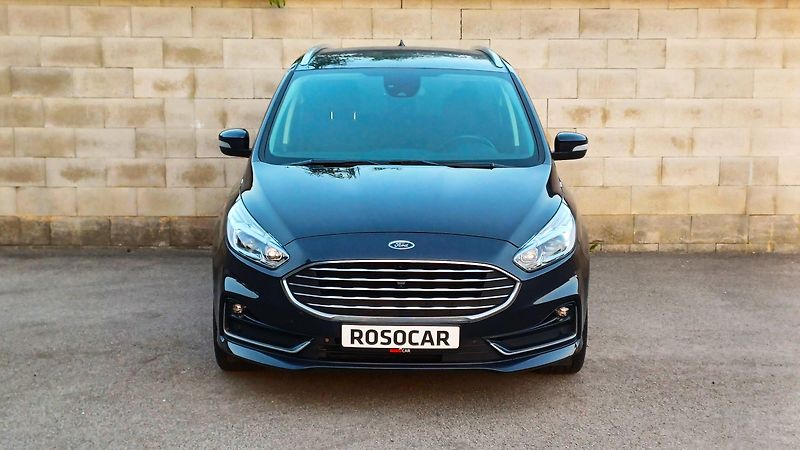 Ford Galaxy 2.0 140kW EcoBlue AWD TITANIUM - fotka 2 z 50