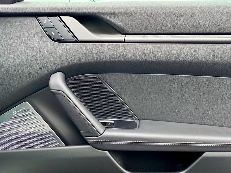 Porsche 911 (2022) ZÁRUKA 2030 Servis 5/26 BURMES - fotka 22 z 51