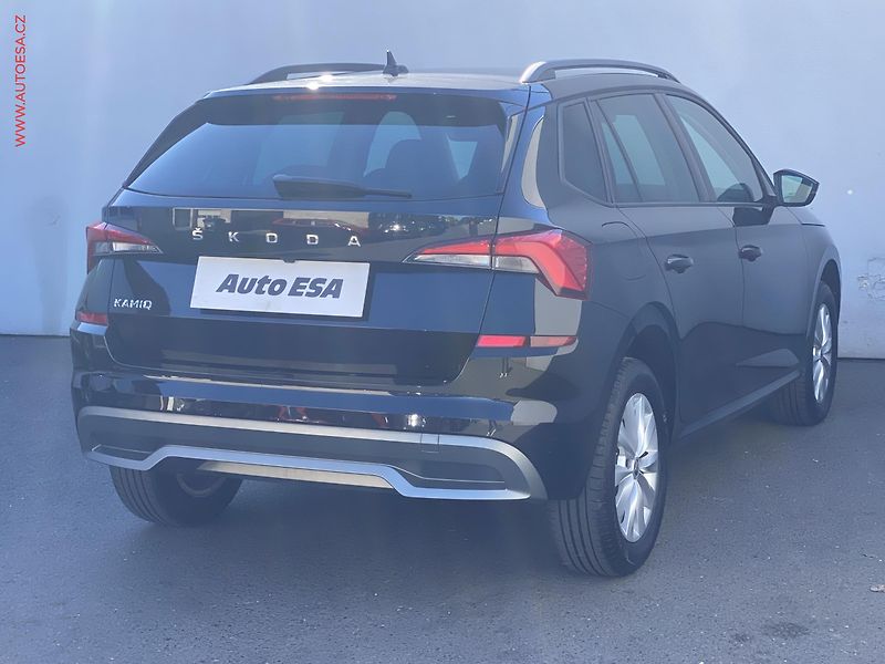 Škoda Kamiq (2021) 1.0 TSi, Amb, DSG, LED - fotka 4 z 18