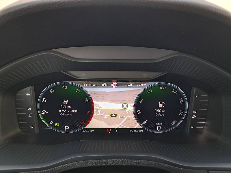 Škoda Karoq (2022) SPORTLINE Exclusive 1.5 TSI / - fotka 9 z 31