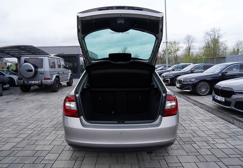 Škoda Rapid 1.0 TSI  Style, manuál, ČR - fotka 11 z 39
