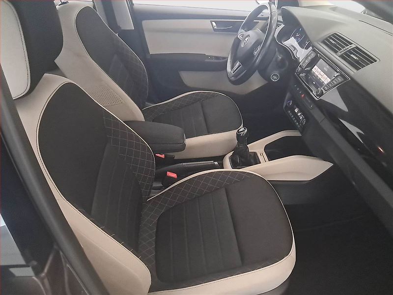 Škoda Fabia (2016) Style 1.2 TSI, Tempomat - fotka 9 z 16