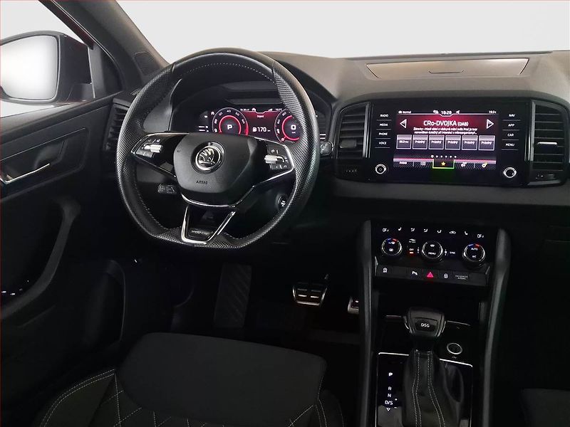 Škoda Karoq (2021) 1.5 TSI - fotka 7 z 21