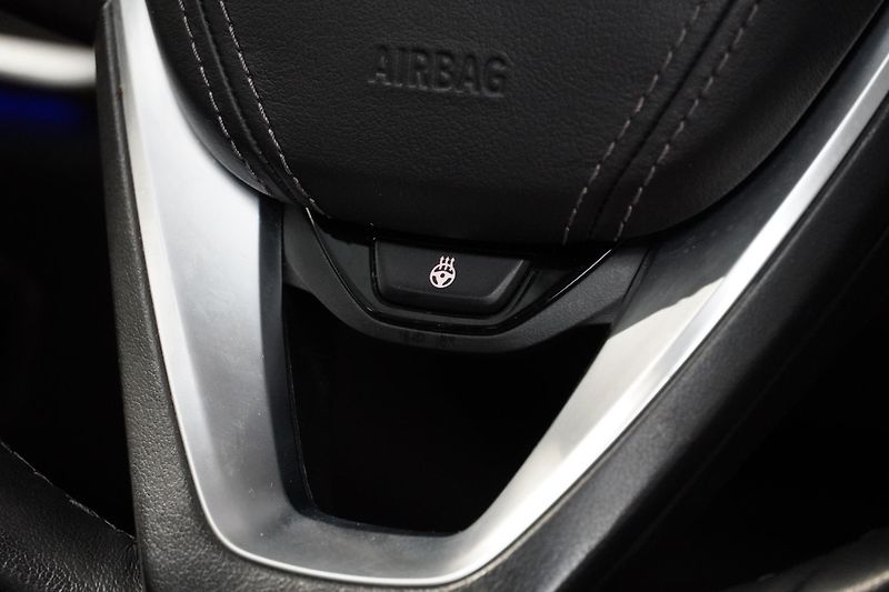 BMW X7 Xdrive40d,1MAJ,ČR,DPH,Tažné - fotka 30 z 45
