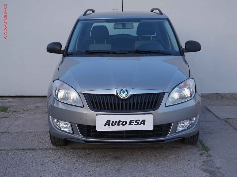 Škoda Fabia (2012) 1.2i, STK7/28 - fotka 2 z 16