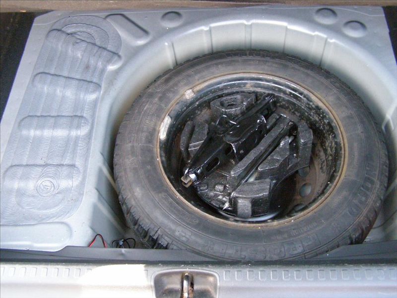 Citroën C4 1,6   po STK  nove pneu - fotka 19 z 31