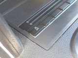 Volkswagen Touran (2014) 1.6TDI 77KW DSG NAVI – 7 SEDAD - náhled 23