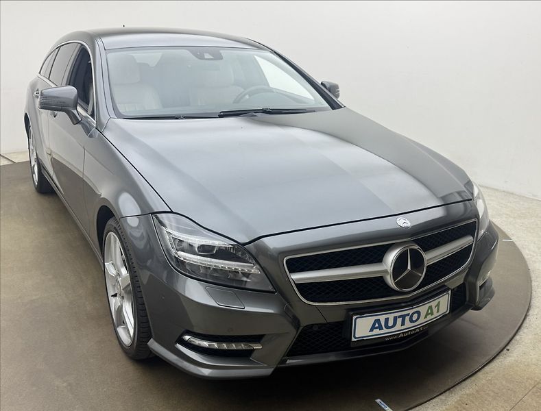 Mercedes-Benz CLS 3,0 DPH 4X4 H/K AMG LED ACC ČR - fotka 3 z 59