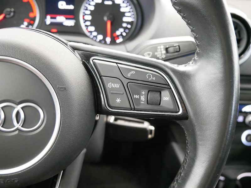 Audi A3 - fotka 17 z 25