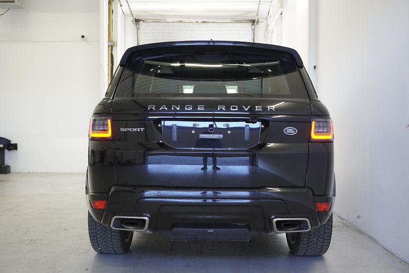Land Rover Range Rover Sport SPORT 3,0I P400 AUT. 4WD - fotka 11 z 48
