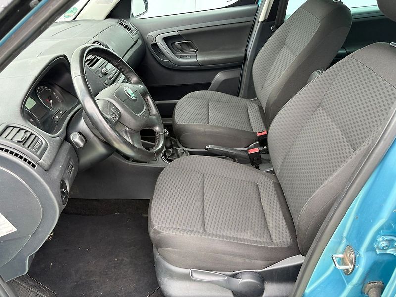 Škoda Roomster 1.4, 63kW, Klima, Výhřevy - fotka 6 z 15