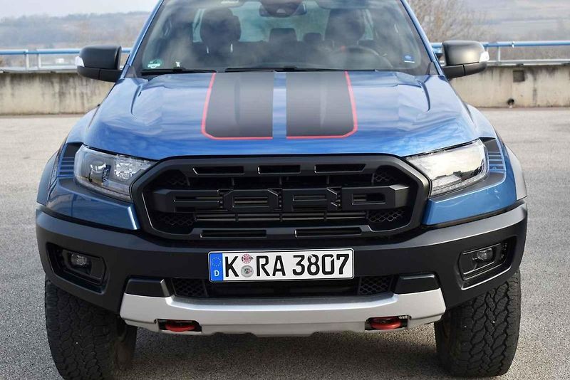 V areálu maďarského závodního okruhu jsme zkoušeli nové verze Fordu Ranger