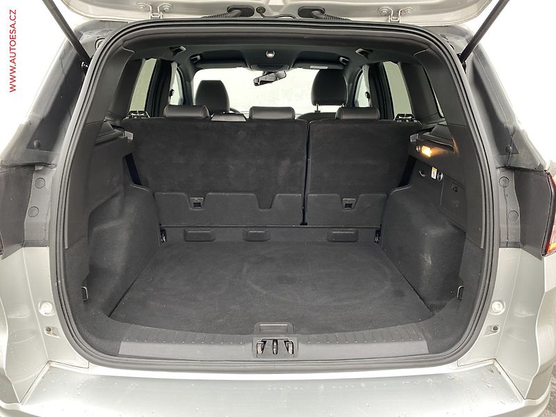 Ford Kuga (2019) 1.5EB AWD, ST-Line, AT - fotka 7 z 19