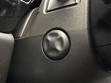 Chevrolet Silverado High Country 6,2 V8 + LPG - náhled 32