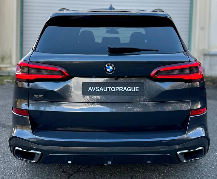 BMW X5 (2019) M50D G05 XDRIVE M SPORT 294KW - fotka 5 z 51