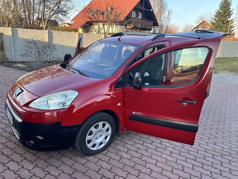 Peugeot Partner Tepee 1.6HDI 55KW,KLIMA,ŠOUPAČKY,TZ - fotka 21 z 35