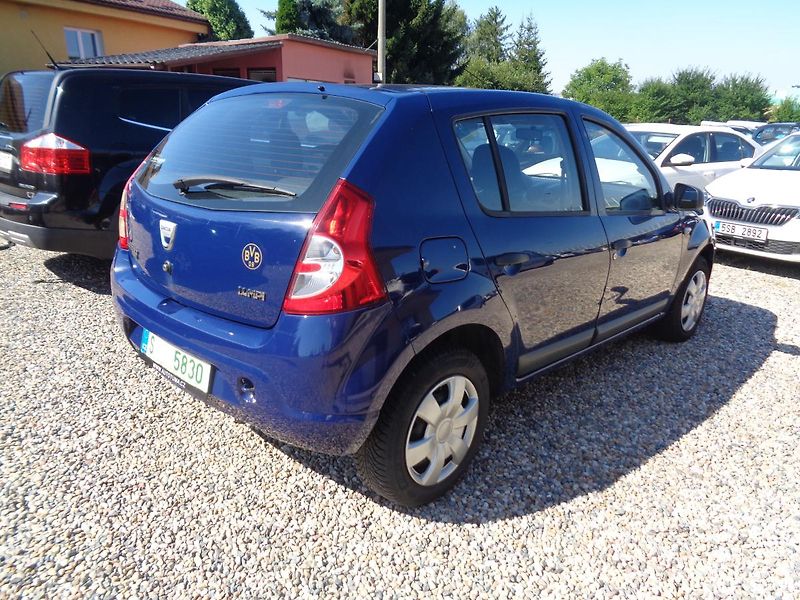 Dacia Sandero 1,4 - fotka 4 z 13