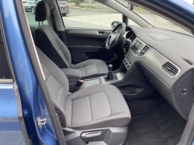 Volkswagen Golf Sportsvan 1.4 TSI 92kW- ALU - PDC -TAŽNÉ - fotka 41 z 46