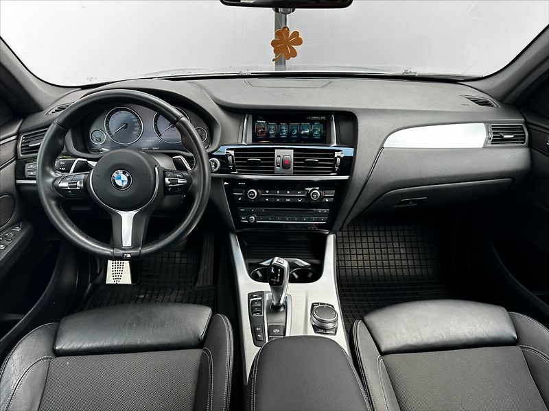 BMW X3 2,0 D 140kW-M PAKET-xDRIVE - fotka 17 z 39