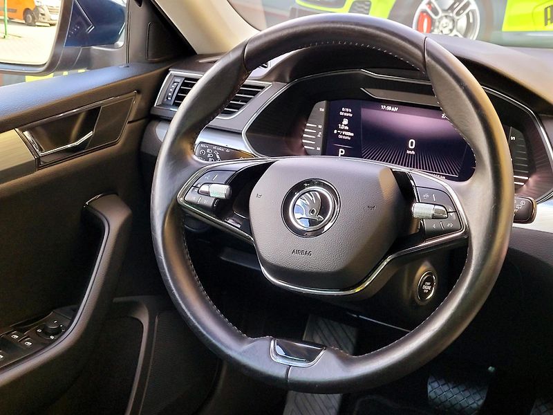 Škoda Superb TSi DSG AMB *SERVIS,CEBIA   - fotka 29 z 43