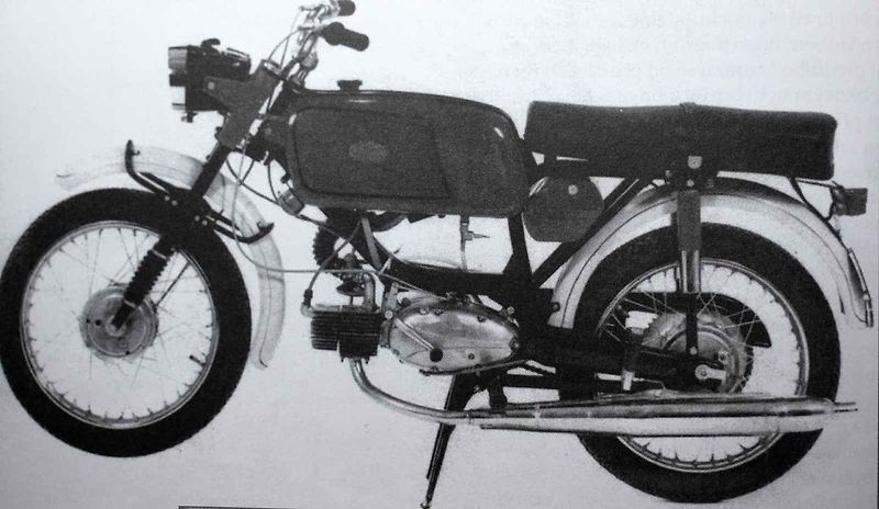 Takto vypadala Jawa 50 typ 23 Mustang v samotném závěru výrobního cyklu