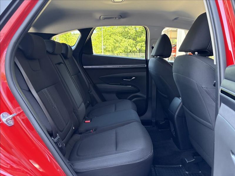 Hyundai Tucson 1,6 T-GDI  Smart - fotka 12 z 24