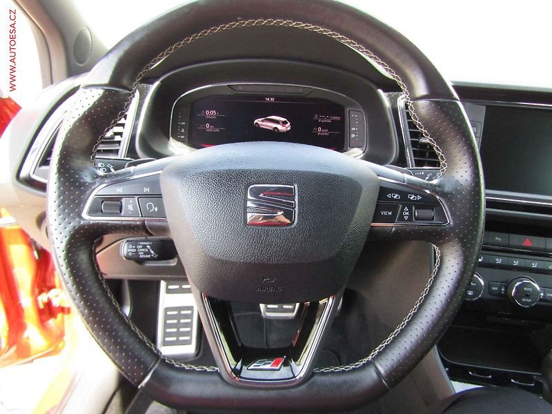 Cupra Leon (2018) 2.0 TSi ČR, DSG, park - fotka 22 z 23