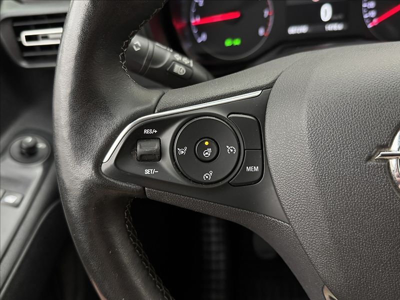 Opel Combo 1,2 81kW VÝHŘEV TAŽNÉ 1MAJ ČR - fotka 10 z 38