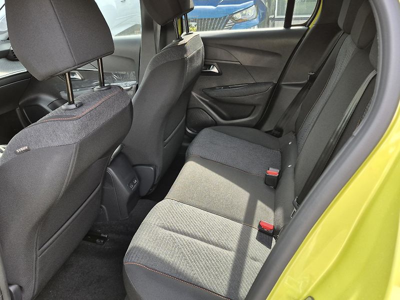 Peugeot 208 (2026) BUSINESS Turbo 100 MAN6    - fotka 9 z 21