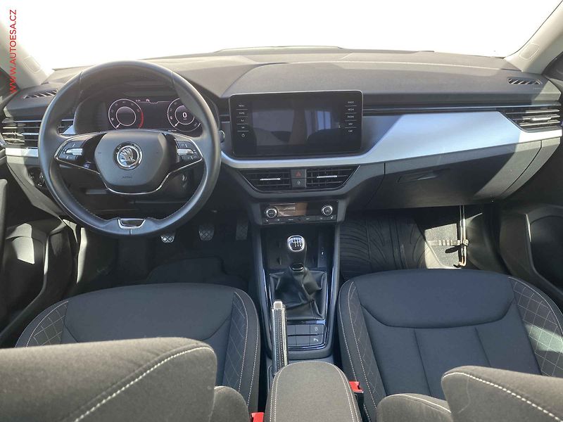 Škoda Kamiq (2020) 1.0 TSi, Ambition Plus, navi - fotka 8 z 20