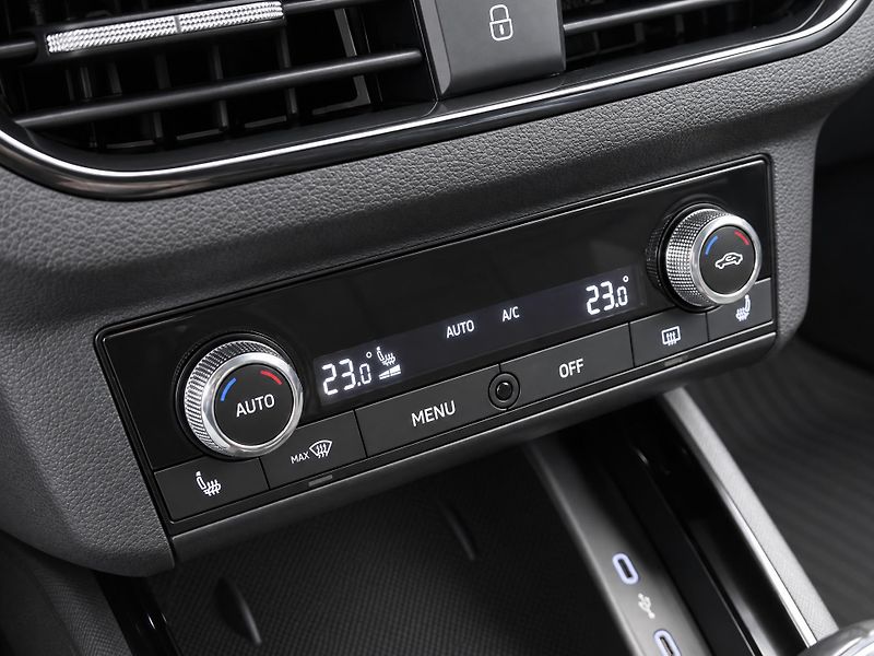 Škoda Scala 1,0 TSI 85kW Style CZ LED - fotka 24 z 34