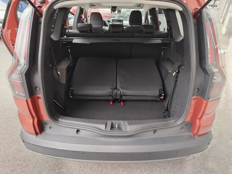 Dacia Jogger (2026) Extreme TCe 110 7.míst - fotka 10 z 14
