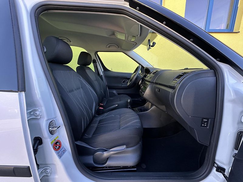 Škoda Roomster (2013) FRESH 1.2TSI/63kW 2.Maj. KLIMA - fotka 17 z 35