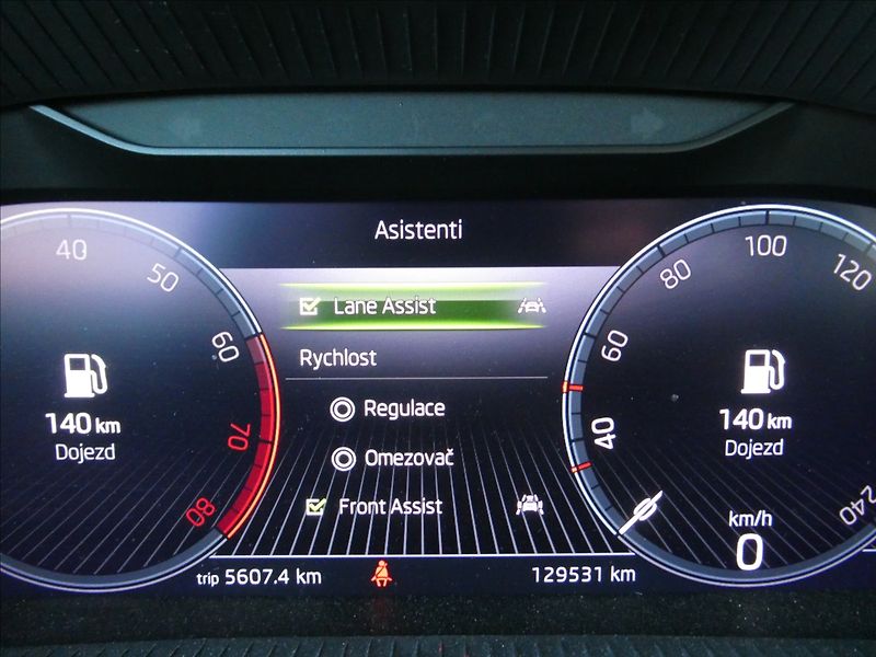 Škoda Scala 1,0 TSi 81kW Style, NAVIGACE - fotka 34 z 41