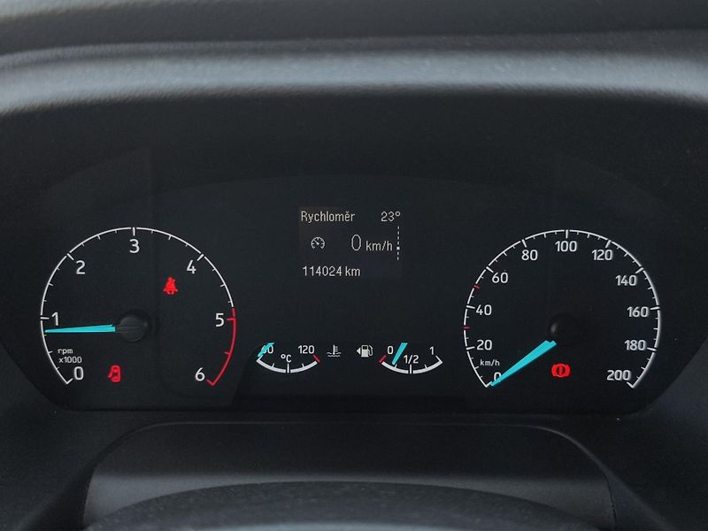 Ford Tourneo Custom (2019) L2 TITANIUM 2.0 EcoBlue 136kW, - fotka 15 z 26