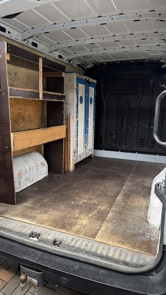 Renault Master (2020) Nákladní automobil skříňový  - fotka 13 z 16