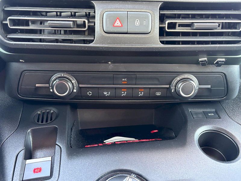Citroën Berlingo (2020) XTR - tažné - fotka 16 z 25