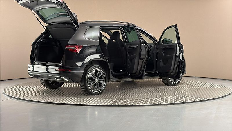 Škoda Karoq 1.5 TSI DSG Sportline - fotka 6 z 27