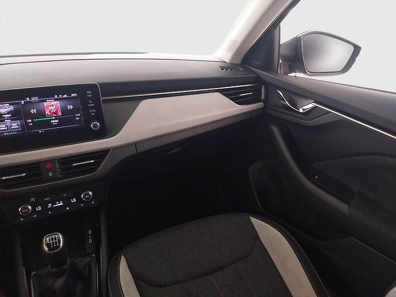 Škoda Scala (2024) Top Selection 1.0 TSI - fotka 8 z 22