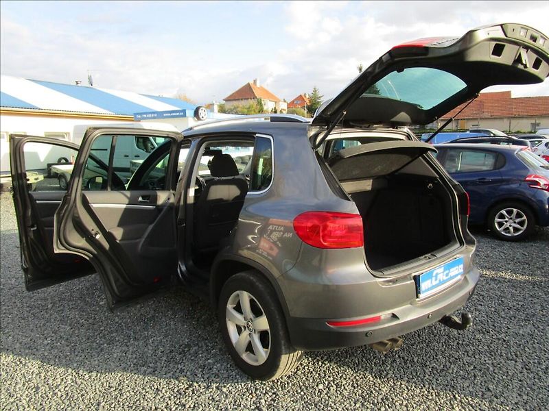 Volkswagen Tiguan 2.0TDi 4Motion Sport, aut. Kli - fotka 44 z 53