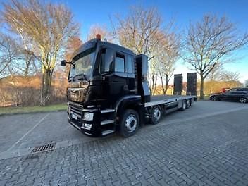 MAN TGS (2019) 35.420 8x2 transport strojů - fotka 1 z 12
