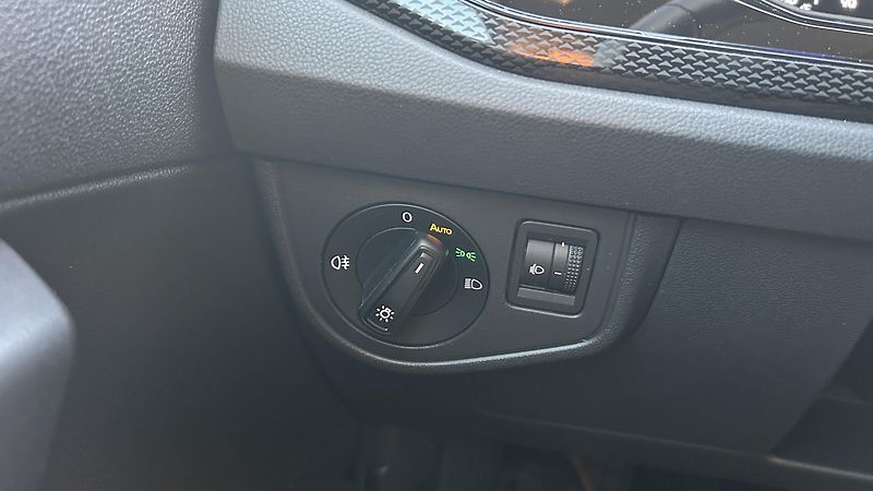 Volkswagen Polo (2022) 1.0 TSI Life  - fotka 17 z 18