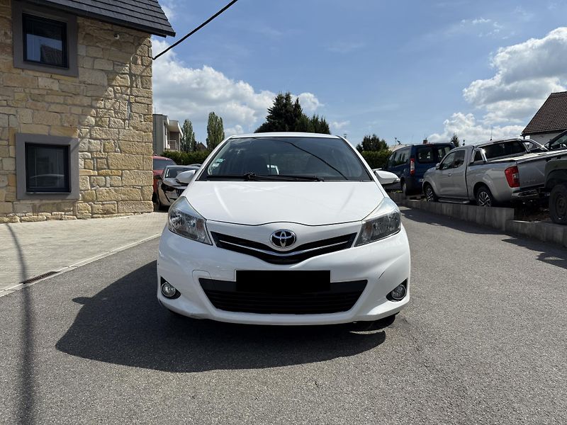 Toyota Yaris 1.4 D4D 66kW - fotka 2 z 21